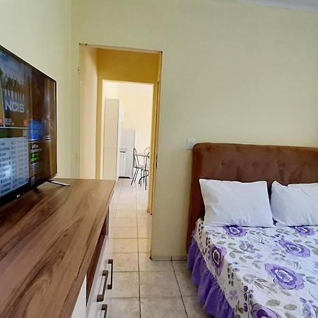 Hospedagensjaguariaiva Lägenhet Exteriör bild